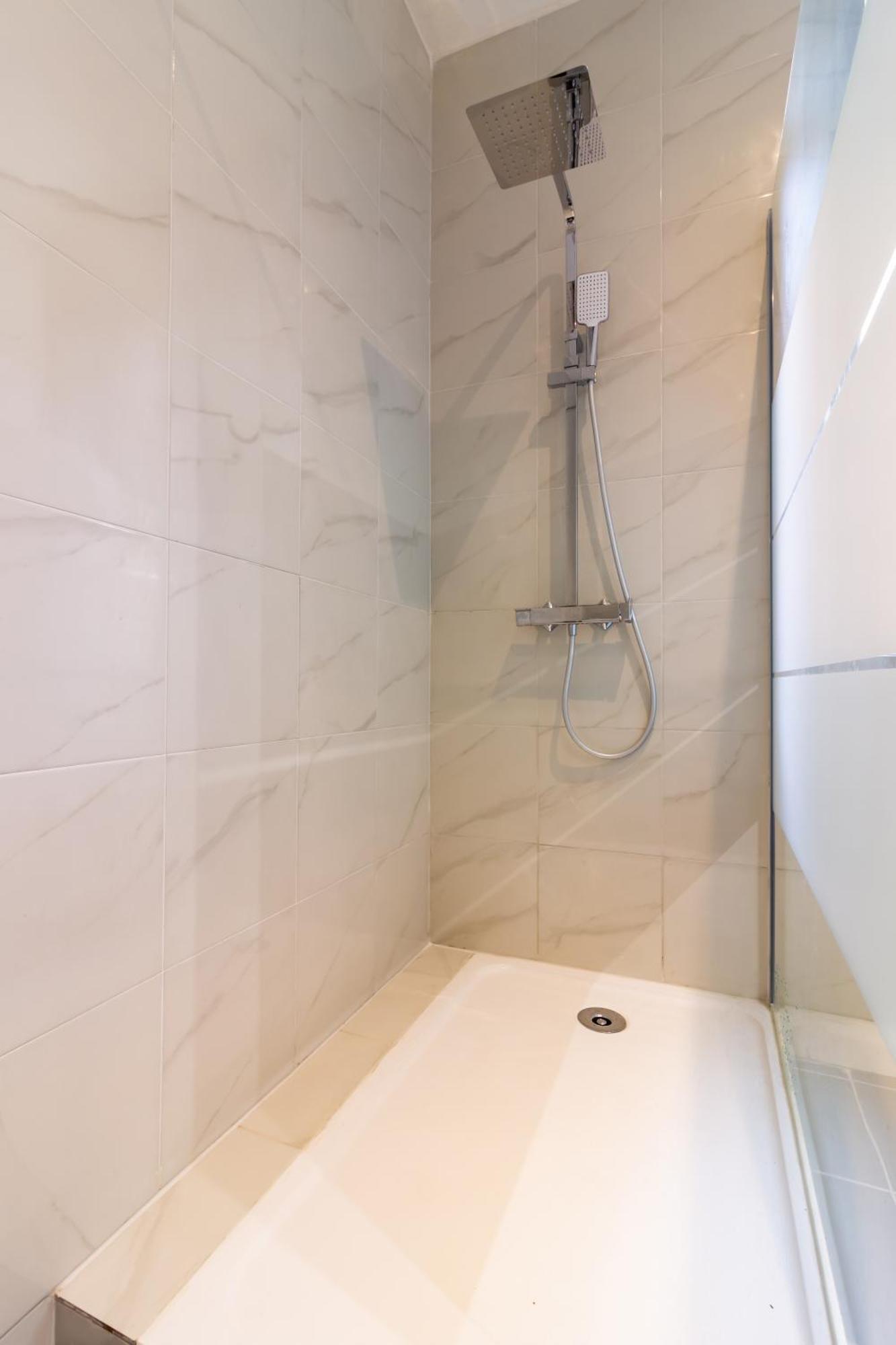 Appartement Moderne Et Elegant Quartier Saint-Jean Perpignan 2 المظهر الخارجي الصورة